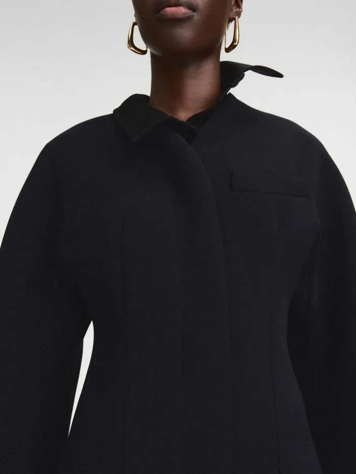 Women Coats and Jackets JACQUEMUS The Ovalo Coat Black Women Coats and Jackets JACQUEMUS The Ovalo Coat Black
