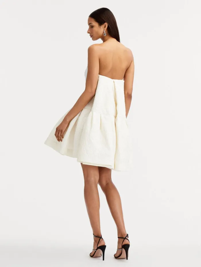 Women Dresses Oscar De La Renta Textured Floral Cloqu CapeBack Dress Ivory