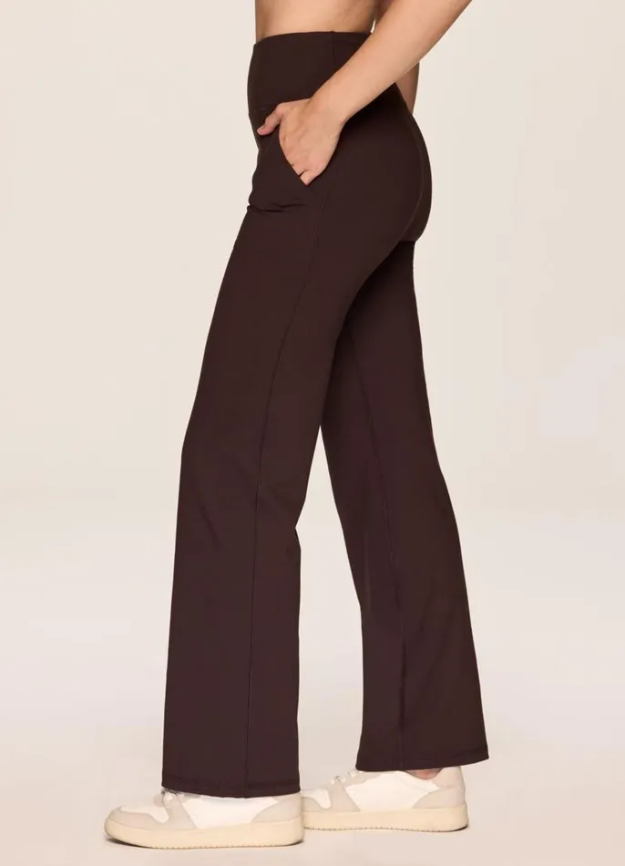Women Easy Living Bootcut Pant Coffee RBX Active Pants