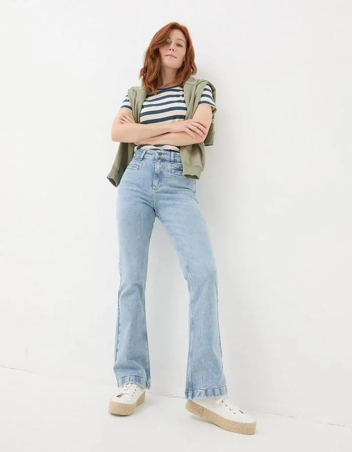 Women FatFace Jeans and Dungarees Fly Flare Jeans Light Denim Blue
