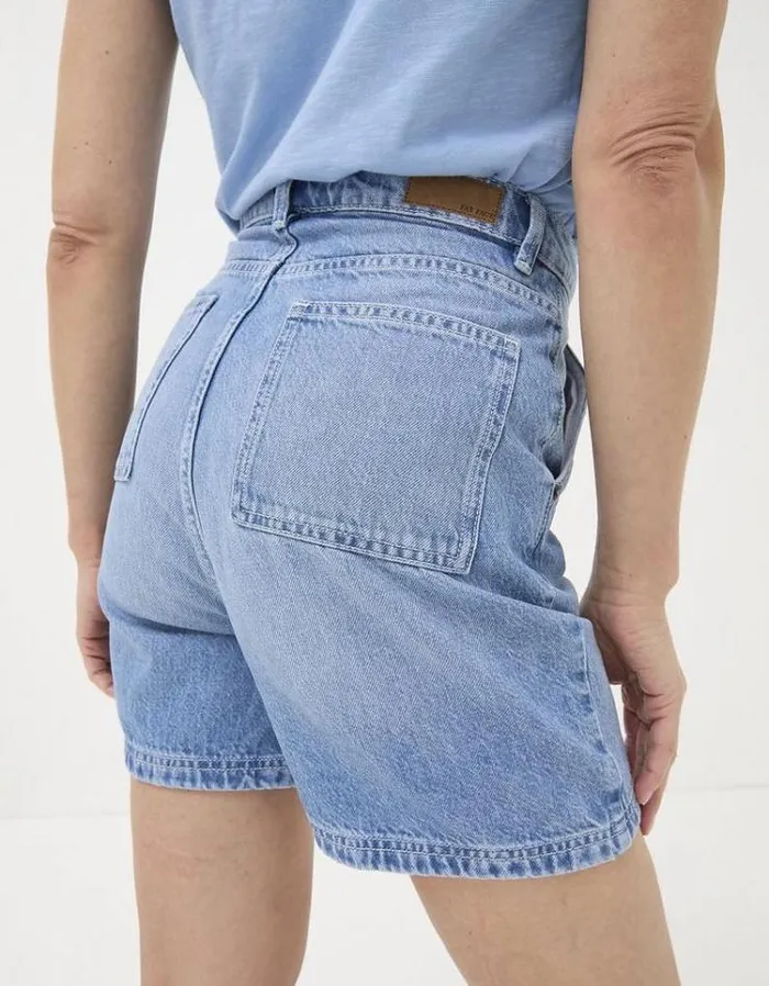 Women FatFace Vacation Shop Cali Denim Carpenter Shorts Light Denim Blue