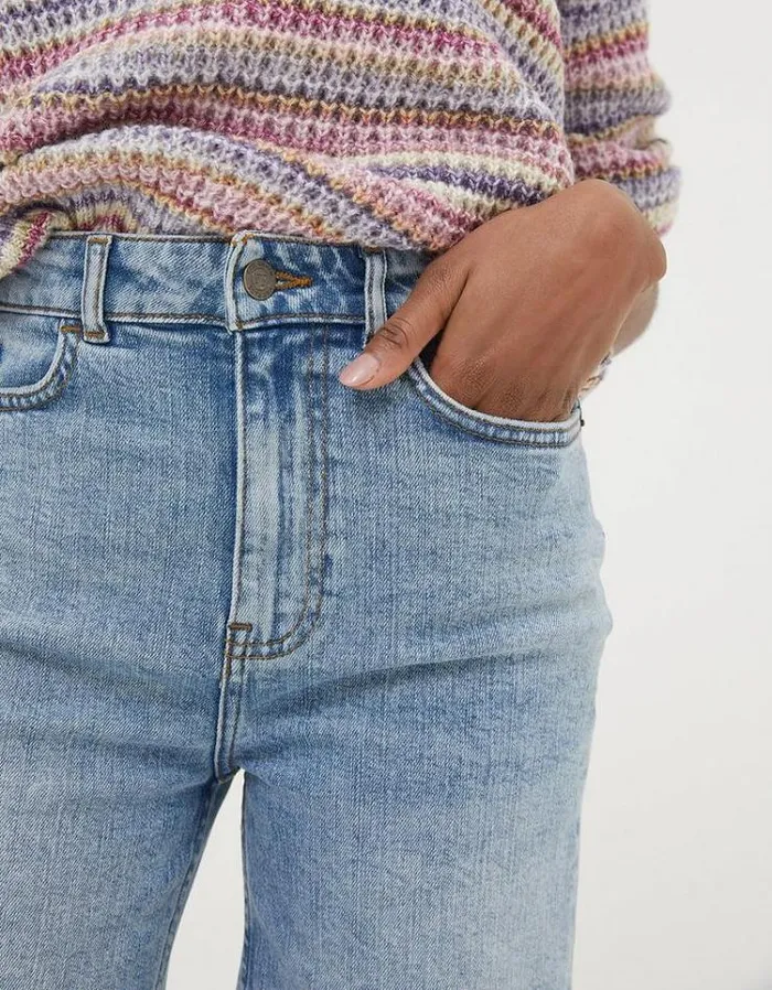 Women FatFace Vacation Shop Darley Denim Shorts Light Denim Blue