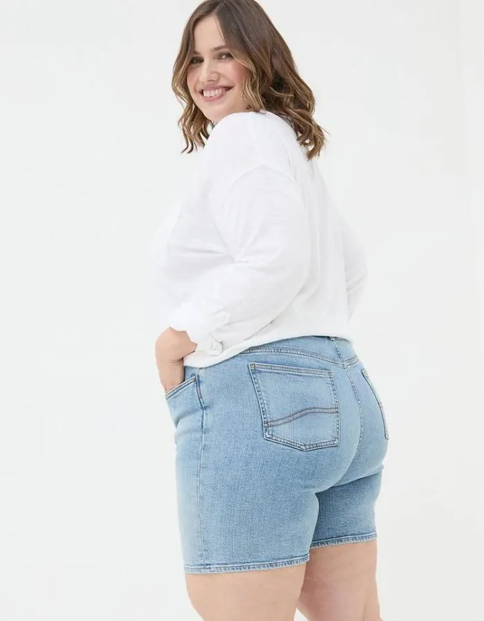 Women FatFace Vacation Shop Darley Denim Shorts Light Denim Blue