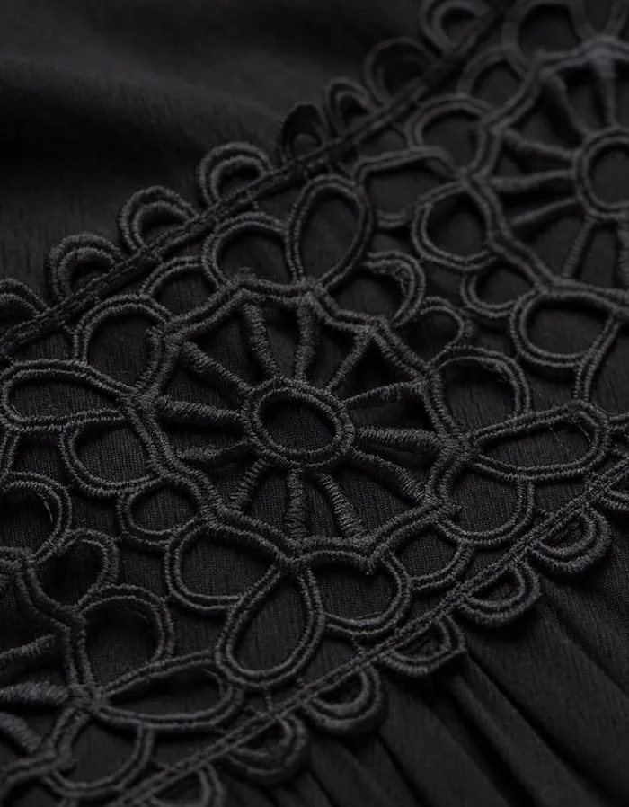 Women FatFace Vacation Shop Hibiscus Lace Midi Dress Black