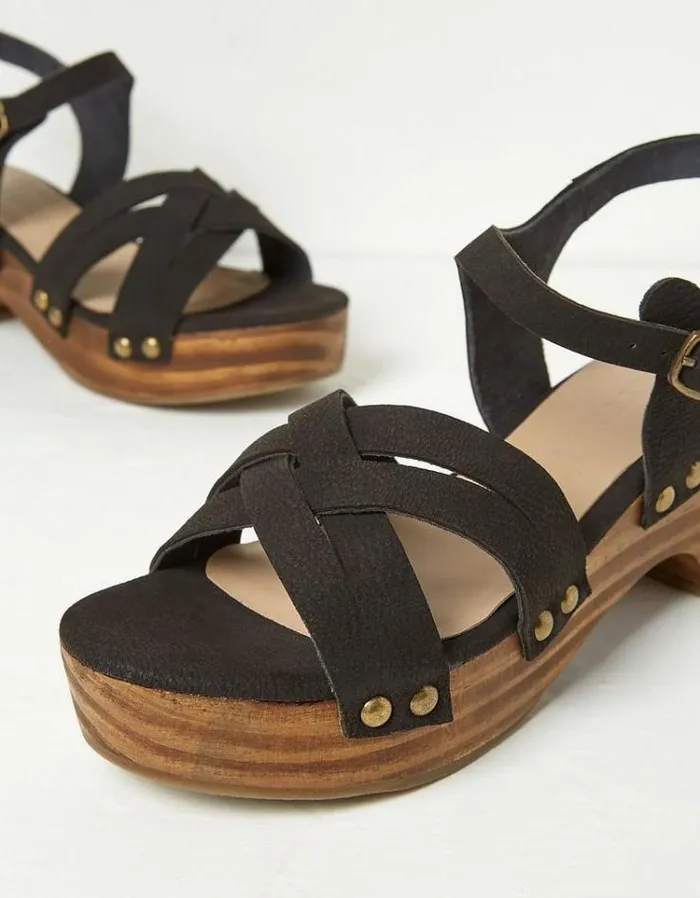 Women FatFace Vacation Shop Leoni Mid Heel Clog Black