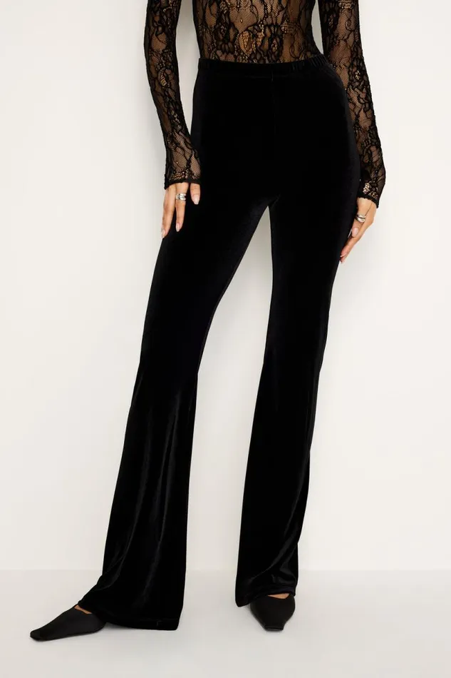 Women GOOD AMERICAN Pants FLARE VELVETPANTS Black001