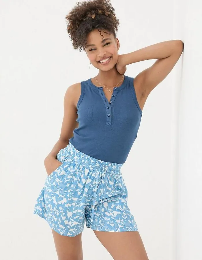 WomenKids FatFace Vacation Shop Flippy Med Geo Short Chambray Blue