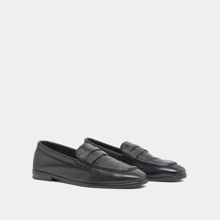 Women Loafers With Flat Heels And Rounded Toes Black JONAK Loafers