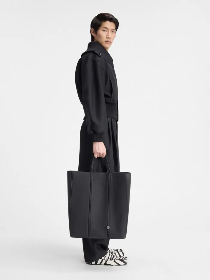 WomenMen Shoulder Bags JACQUEMUS The Marino Shopper Bag Black WomenMen Shoulder Bags JACQUEMUS The Marino Shopper Bag Black