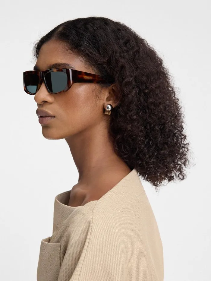 WomenMen Sunglasses JACQUEMUS The Pilota Sunglasses Multi Brown WomenMen Sunglasses JACQUEMUS The Pilota Sunglasses Multi Brown