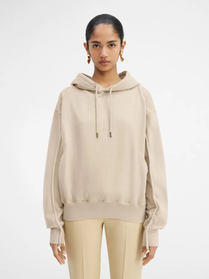 WomenMen Sweatshirts and Joggings JACQUEMUS The Camargue Sweatshirt Light Beige WomenMen Sweatshirts and Joggings JACQUEMUS The Camargue Sweatshirt Light Beige
