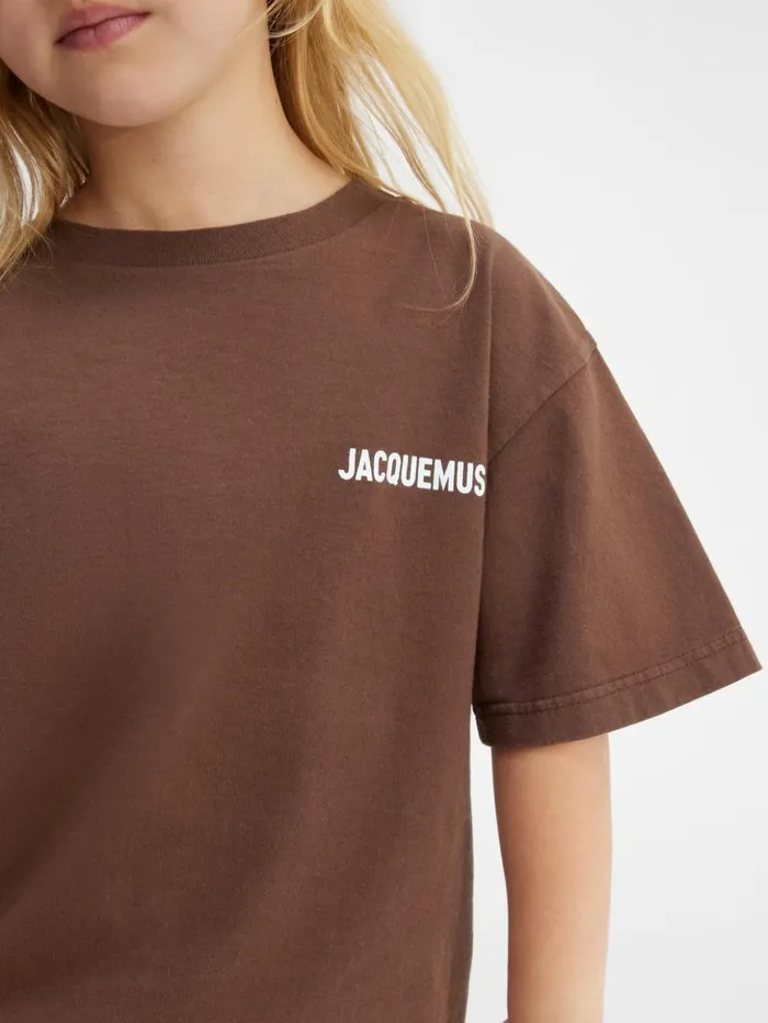 WomenMen Tops JACQUEMUS The Jacquemus Kids039 Tshirt Dark Brown WomenMen Tops JACQUEMUS The Jacquemus Kids039 Tshirt Dark Brown