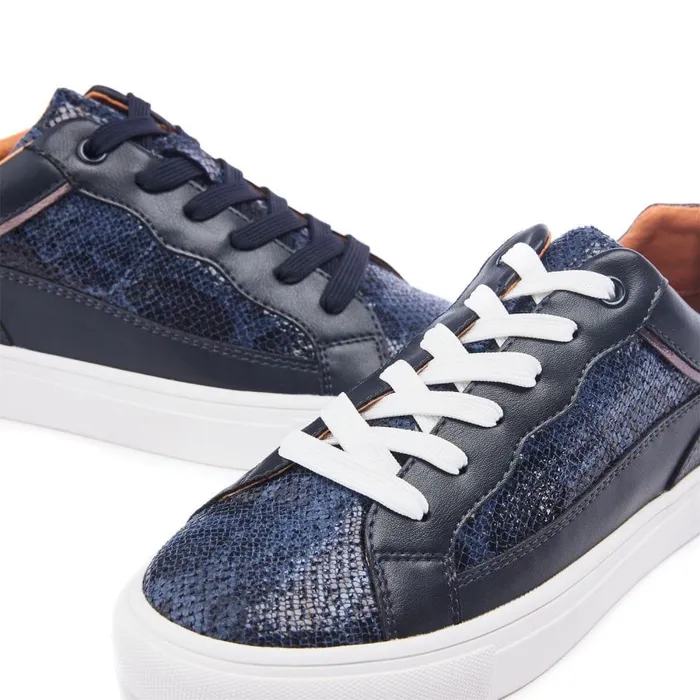 Women Moda In Pelle Casual Trainers Brier Navy Porvair
