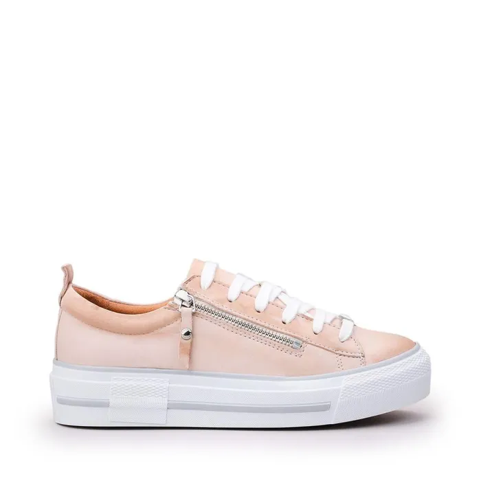 Women Moda In Pelle Casual Trainers Filician Cream Leather