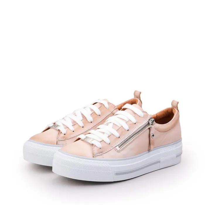 Women Moda In Pelle Casual Trainers Filician Cream Leather