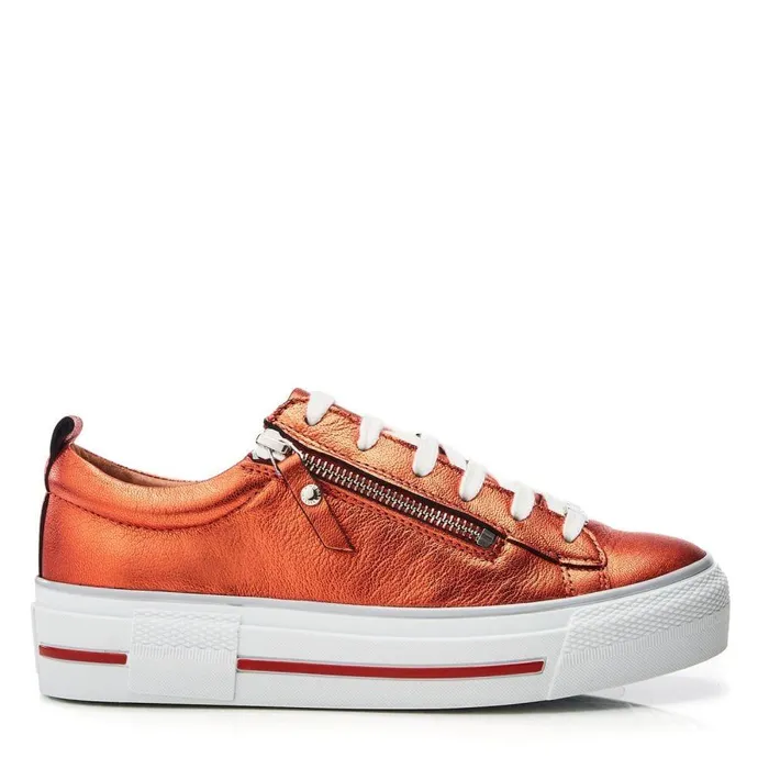 Women Moda In Pelle Casual Trainers Filician Orange Metallic Leather