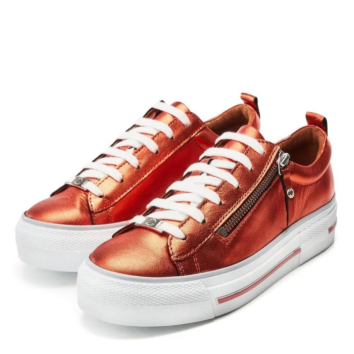 Women Moda In Pelle Casual Trainers Filician Orange Metallic Leather