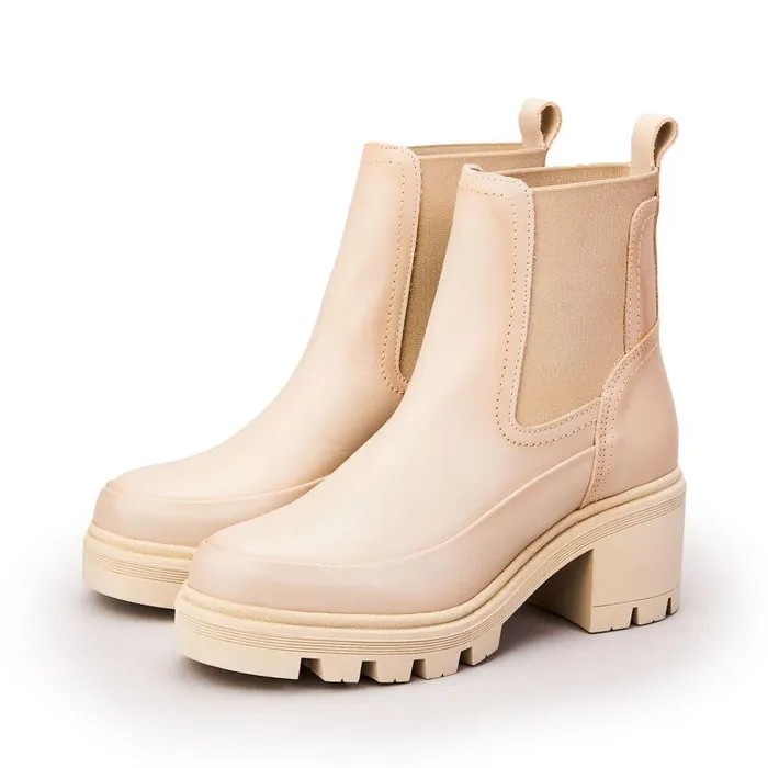 Women Moda In Pelle Chelsea Boots Chella Cream Leather