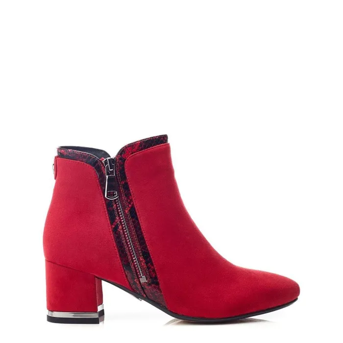 Women Moda In Pelle Heeled And Wedge Boots Peggi Red Alcantara