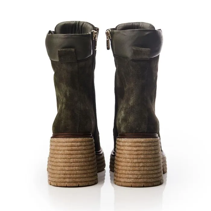 Women Moda In Pelle Heeled And Wedge Boots Shoon Sh Arenal Olive Suede