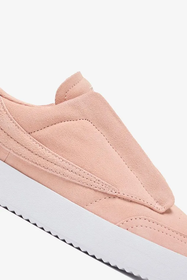 Women Sneakers Fila Sanati Suede Festa 650 Dusty Pinkgardeniawhite Women Sneakers Fila Sanati Suede Festa 650 Dusty Pinkgardeniawhite