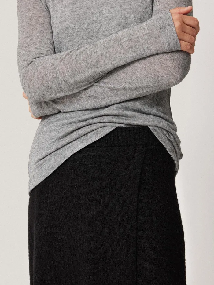 Women Soft Gauzy Knit Skirt Black Jigsaw Skirts