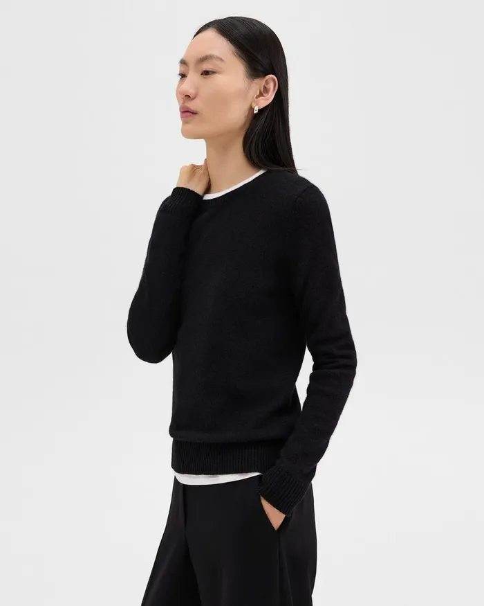 Women Theory Sweaters Cardigans Crewneck Sweater In Feather Cashmere Black